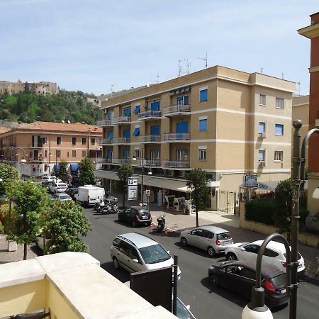 Vittoria Home 44 Terracina Kültér fotó
