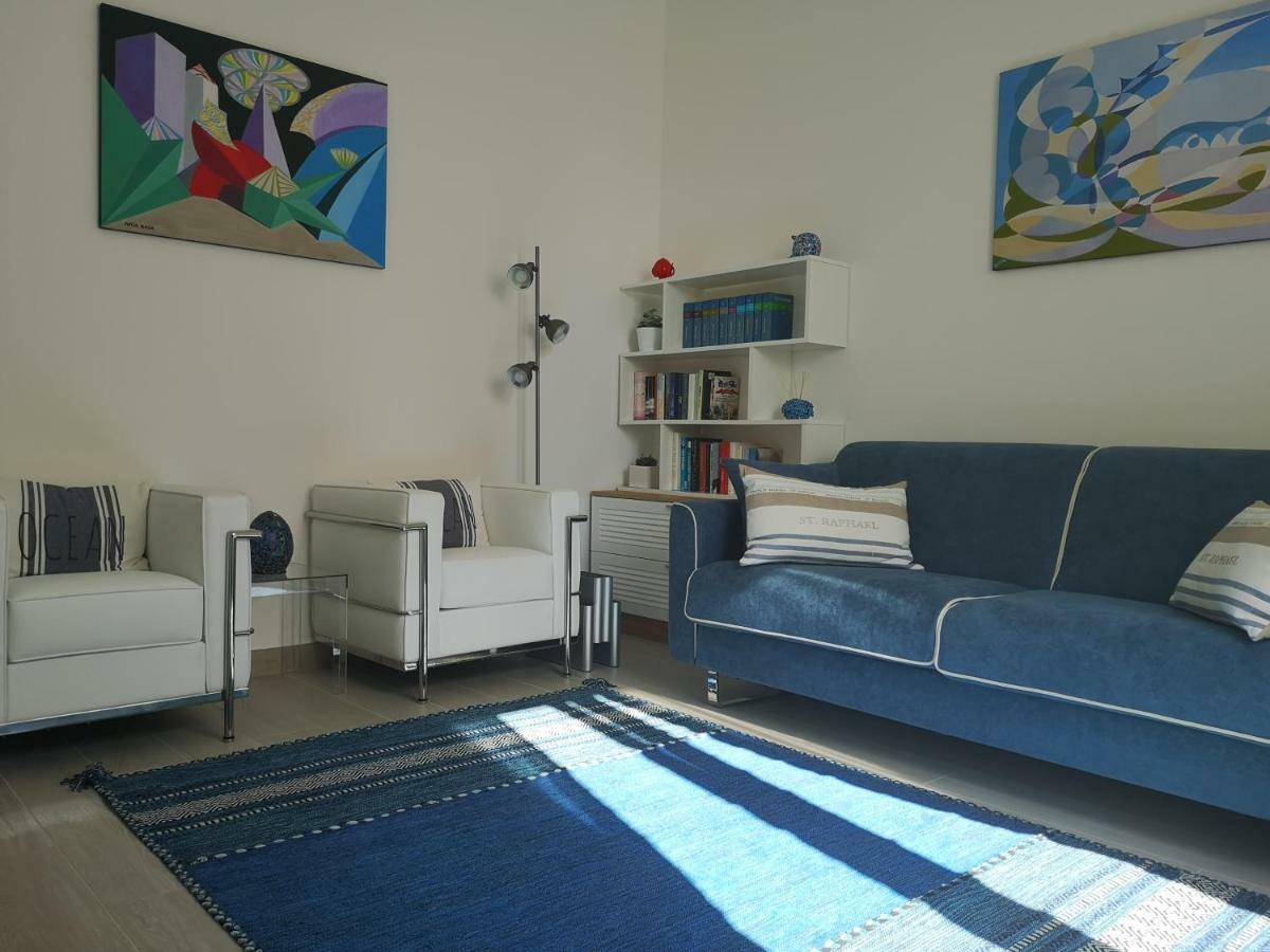 Vittoria Home 44 Terracina Kültér fotó